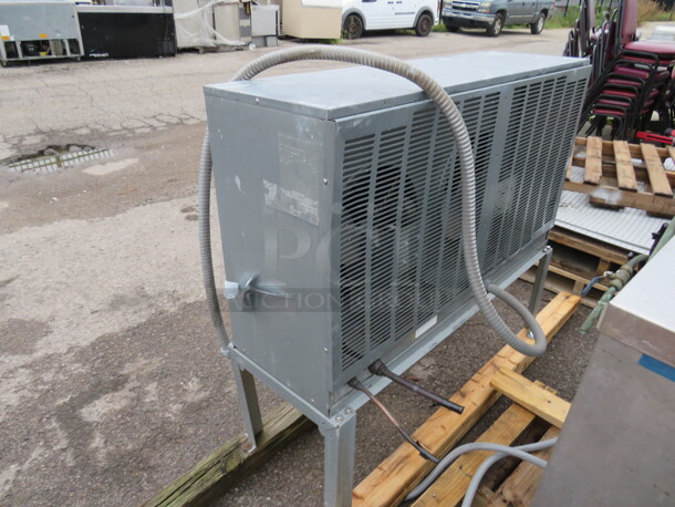 One Hoshizaki Ice Maker And Remote. Model# KM-2500SRH3.208-230 Volt. 3 Phase. 48X28X37. Remote 46.5X14.5X41.  - Image 2 of 4