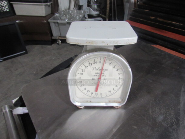 One 25lb Pelouze Scale. #YG400 - Image 1 of 2