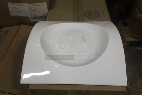 NEW IN BOX! 2 Boxes (4 Count Each Plus 1) CAC 12" Fashion Bridge Platters. 9X Your Bid! 