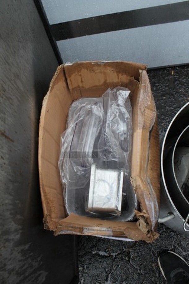 ALL ONE MONEY! Lot of Items Including Poly Hopper and Baking Pans  - Image 2 of 4
