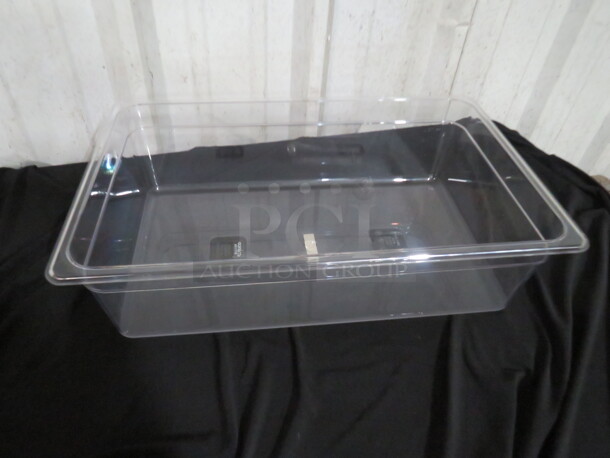 NEW Full Size 6 Inch Deep Food Storage Container. 2XBID