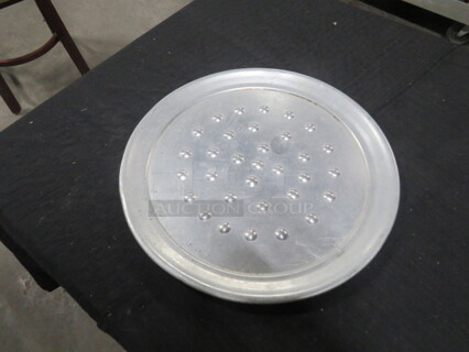 12 Inch Pizza Pan. 10XBID
