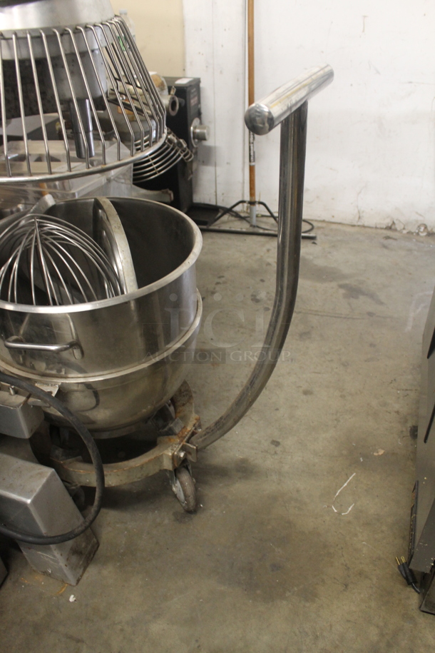 Thunderbird ARM-60PBL Metal Commercial Floor Style 60 Quart Planetary Dough Mixer w/ Stainless Steel Mixing Bowl, Bowl Guard, Dolly, Dough Hook, Whisk and Paddle Attachments. 220 Volts, 1 Phase. - Image 4 of 7