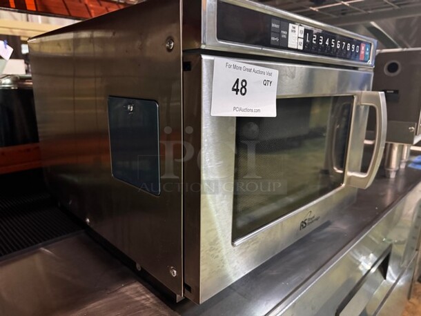 Royal Sovereign Commercial Microwave, Like New, Very nice condition! - Image 5 of 7