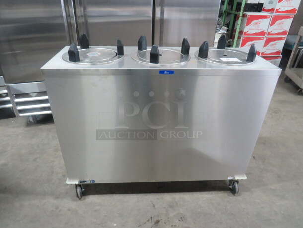 One Seco Stainless Steel 3 Well Plate Transport With 3-10 Inch Spring Loaded Plate Holders. Model# P7101 ME3. 47X17X41