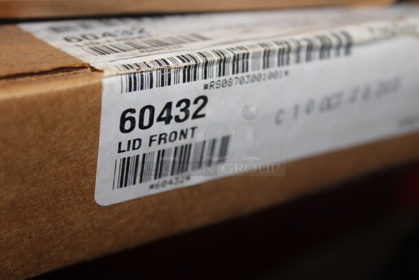 NEW IN BOX! 1 Cambro 60432 Front Lid And 1 Cambro 60433 Lid.  - Image 2 of 3