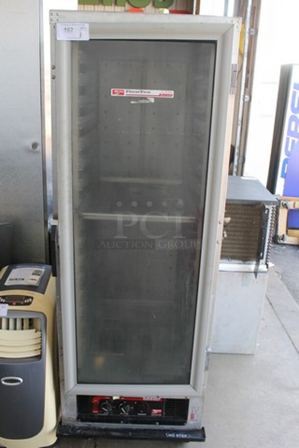 Metro Metal Commercial Single Door Holding Proofing Cabinet on Commercial Casters. Tested and Working! 