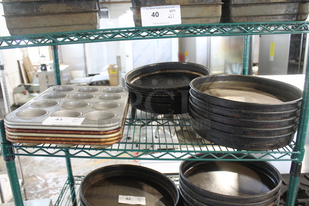 16 Various Metal Items; 6 12 Cup Muffin Baking Pans and 10 Round Metal Baking Pans. Includes 18x13x2. 16 Times Your Bid! - Image 1 of 3