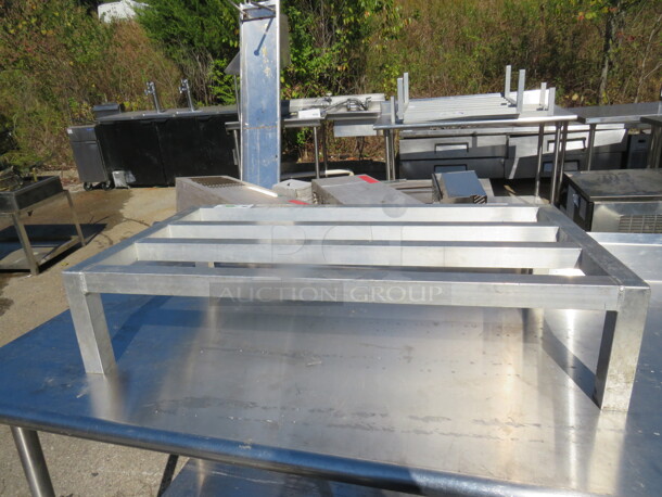 One Regency Aluminum Dunnage Rack. 36X20X8 - Image 1 of 1