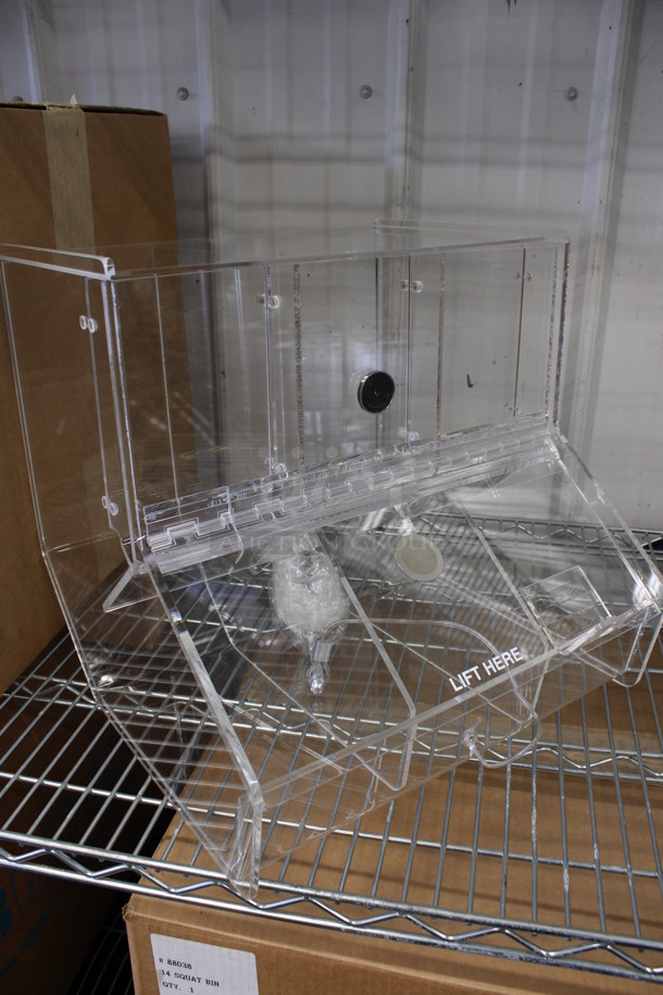 BRAND NEW IN BOX! Clear Poly Countertop 3 Compartment Bin w/ Lid. 15x15x15 - Image 2 of 6
