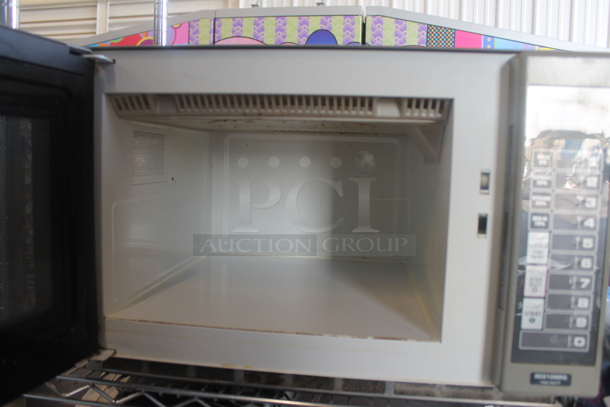 2010 Amana RCS10MPA Stainless Steel Commercial Countertop Microwave Oven. 120 Volts, 1 Phase.  - Image 5 of 8