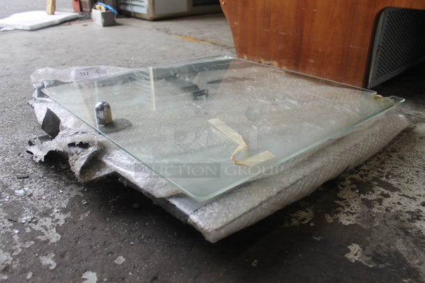 2 Glass Panes. 2 Times Your Bid! - Image 3 of 3