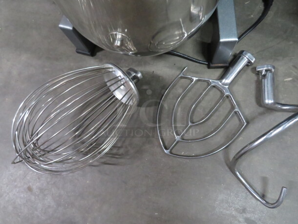 One Avantco 20 Quart Mixer With Bowl, Guard, Whip Paddle And Hook. 120 Volt. Model# 177MX20H. - Image 4 of 6