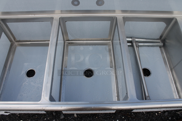 BRAND NEW SCRATCH AND DENT! Regency Stainless Steel Commercial 3 Bay Sink w/ Dual Drain Boards. No Legs.  - Image 3 of 3
