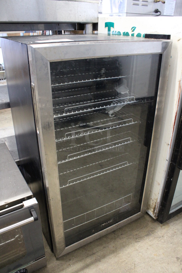 NewAir Model AB-1200 Metal Mini Cooler Merchandiser. 110-120 Volts, 1 Phase. 19x18.5x33. Tested and Working! - Image 2 of 5