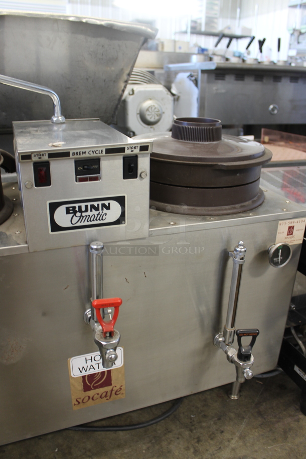 Bunn U-3 Stainless Steel Commercial Countertop Coffee Machine. 120/208 Volts, 1 Phase.  - Image 3 of 7