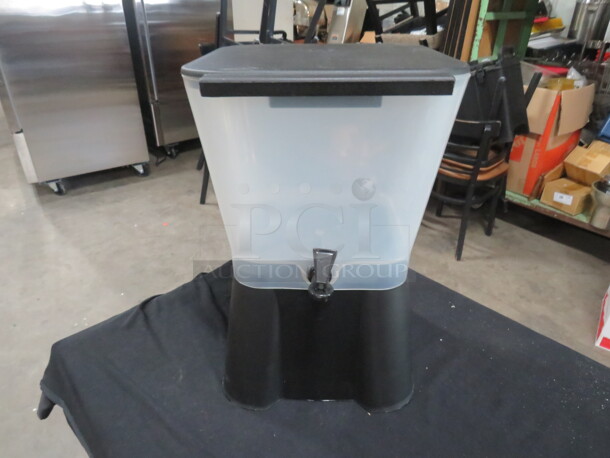 One Table Craft 3 Gallon Beverage Dispenser. #953. - Image 1 of 2