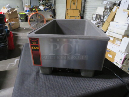 One NEW Vollrath Food Warmer. Model# HS-1220. 120 Volt. #72020. 