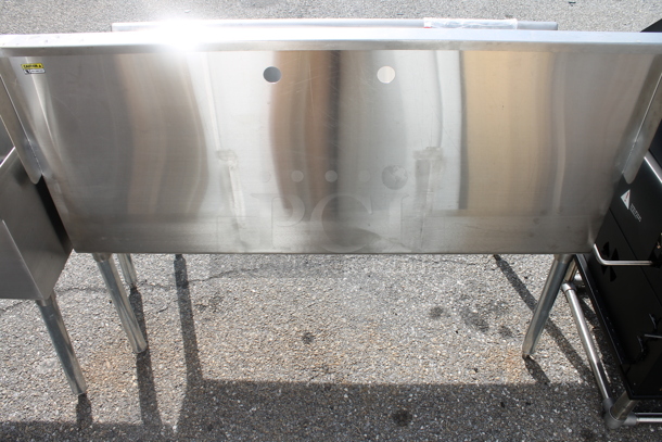 BRAND NEW SCRATCH AND DENT! Stainless Steel Commercial 3 Bay Sink. Bays 16x21 - Image 3 of 3