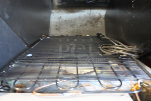 CTB100 Stainless Steel Countertop Single Glass Door Cooler. 115V. Tested and Working! - Image 6 of 7