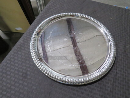 One NEW Vollrath 14 Inch Classic Round Tray #47262