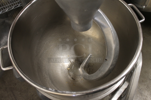 Hobart M-802 Metal Commercial Floor Style 80 Quart Planetary Dough Mixer w/ Stainless Steel Mixing Bowl, Dough Hook and 2 Paddle Attachments. 208 Volts, 3 Phase. - Image 6 of 7