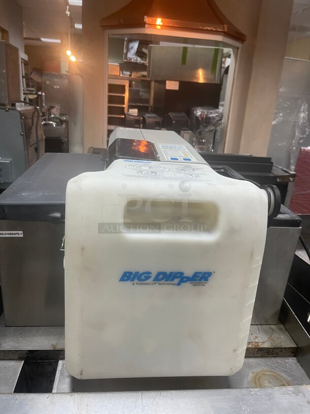 Working! Thermaco Big Dipper W-200-IS Automatic Commercial Grease Removal Device with Advanced Odor Protection 115 Volt NSF Tested and Working!  - Image 3 of 11