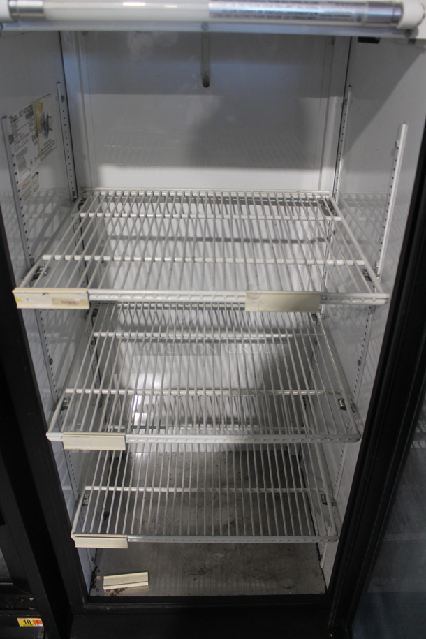 True GDM-12 Metal Commercial Single Door Reach In Cooler Merchandiser w/ Poly Coated Racks. 115 Volts, 1 Phase. Tested and Working! - Image 2 of 4