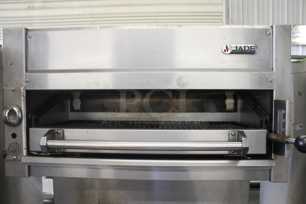 Jade Range JTRH-2FHT-36C Stainless Steel Commercial Natural Gas Powered 6 Burner Range w/ Convection Oven, Salamander Cheese Melter and Back Splash. 30,000 BTU. - Image 4 of 9