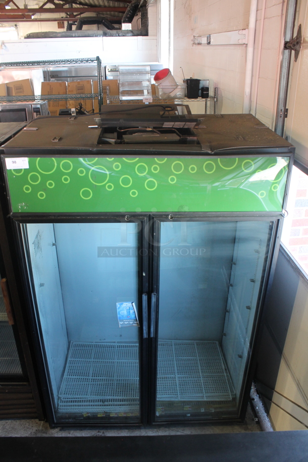 2017 True GDM-52TM-RL-LD Metal Commercial 2 Door Reach In Cooler Merchandiser w/ Poly Coated Racks. 115 Volts, 1 Phase. Tested and Working! - Image 2 of 5