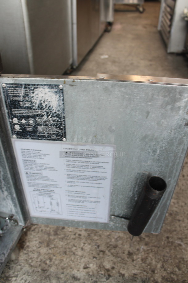 Standard Range SR-F4-LP Stainless Steel Commercial Floor Style Propane Gas Powered Deep Fat Fryer w/ 2 Metal Fry Baskets on Commercial Casters. 120,000 BTU. - Image 10 of 10