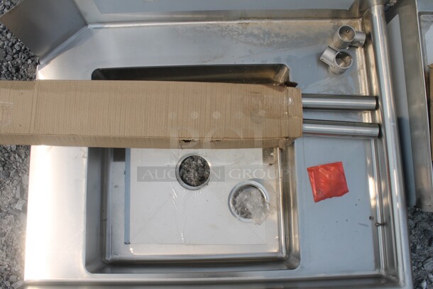 BRAND NEW SCRATCH AND DENT! Regency 600DDT36R Commercial Stainless Steel Disassembled Dirty Soiled Dish Table With Right Drainboard And Galvanized Legs. - Image 4 of 5