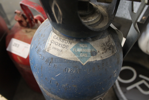 Metal CO2 Tank. - Image 7 of 7