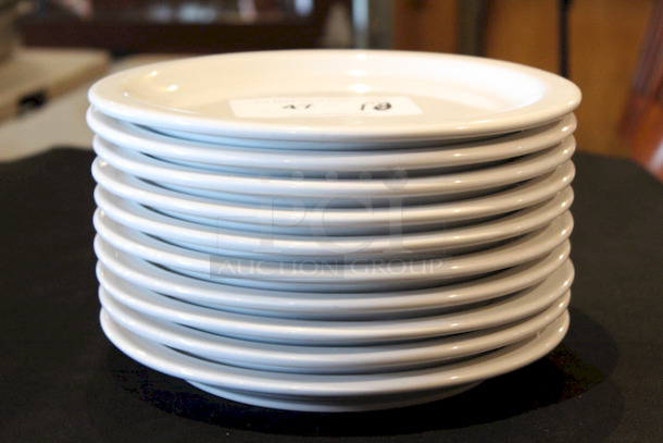 BEAUTIFUL! Crestware China CM46 Dover, 10 1/4" Plate, Bone white.
10x your Bid 
 - Image 2 of 2