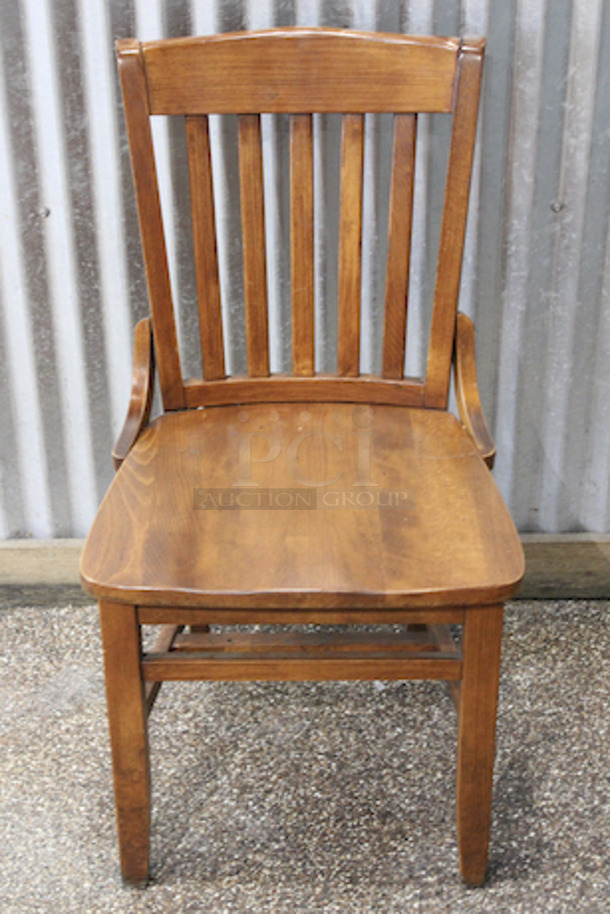 PREMIUM QUALITY! Legend Seating Company Model 422 Solid Wood Chairs In Excellent Condition. 
19x18x34
4x Your Bid