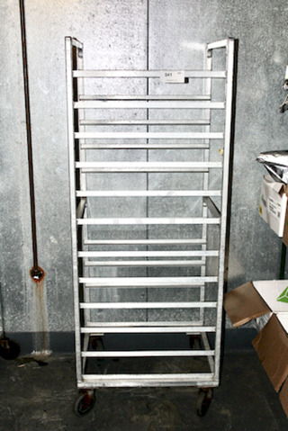 Bun/Sheet Pan Rack On Commercial Casters, 11 Pan.
27x24x70