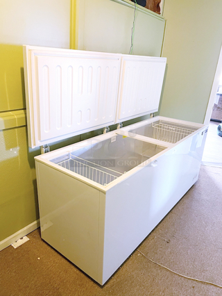 NEW! Kratos Refrigeration 69K-750HC Solid Top Chest Freezer, 23.6 Cu. Ft. Capacity, 120v. Includes Manual, Baskets and Locking Handles - 78.75 x 29.75 x 33-5/8