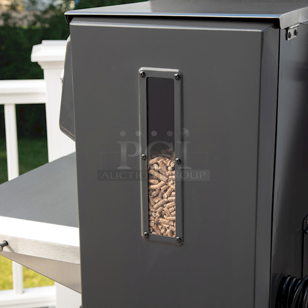 NEW! IN THE BOX! Cuisinart® CGWM-080 Clermont Pellet Grill and Smoker. 8-in-1 COOKING CAPABILITIES: Large 1400 sq.in. off cooking space with an integrated Sear Zone expands your cooking capabilities; Smoke, BBQ, Grill, Roast, Sear, Braise, Bake, and Char-Grill. - Image 11 of 12