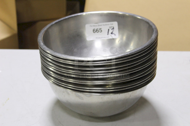 PERFECT! Stainless Steel Mixing Bowls, 12x5. 12x Your Bid. 
