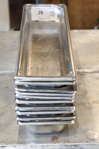 SWEET! Vollrath 30522 Super Pan V® 1/2 Size Long 2 1/2" Deep Anti-Jam Stainless Steel Steam Table / Hotel Pan - 22 Gauge.
21x6-1/2x2-1/2
10x Your Bid
