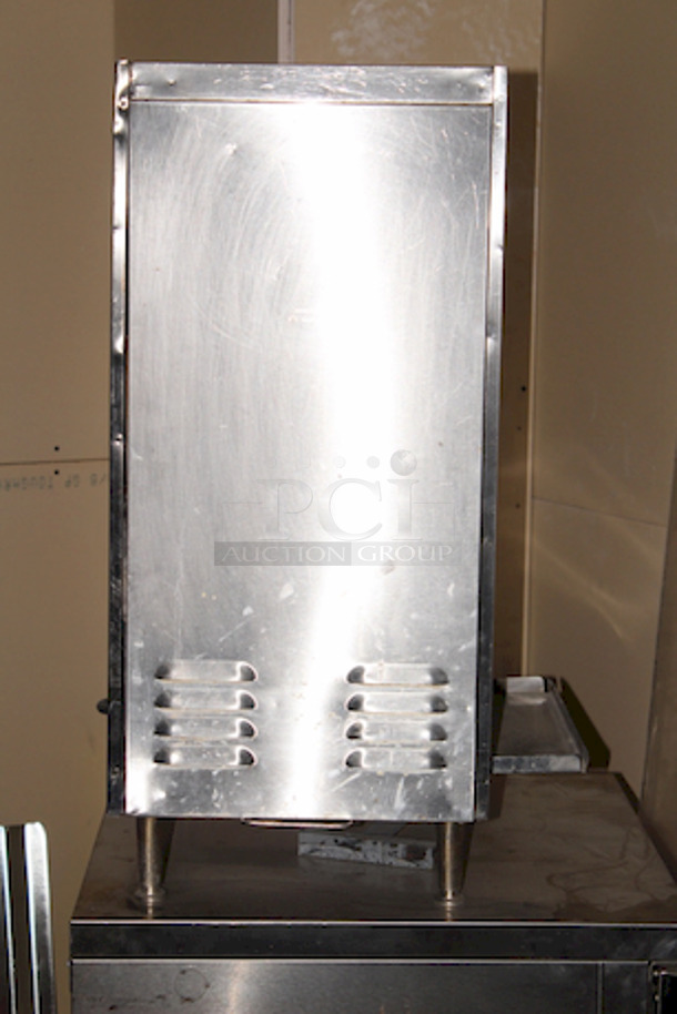 LIGHTLY USED! Merco Savory Conveyor Toaster Model C40VS, 208V 22x15x33-1/4.
Tested. Working. - Image 4 of 4
