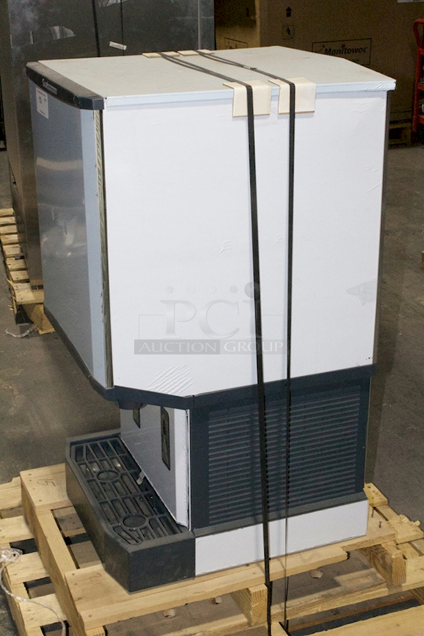 BRAND NEW SCRATCH AND DENT! Scotsman HID540A-1 Meridian Countertop Air Cooled Ice Machine and Water Dispenser - 40 lb. Bin Storage 
SN:23121320013280 - Image 4 of 7