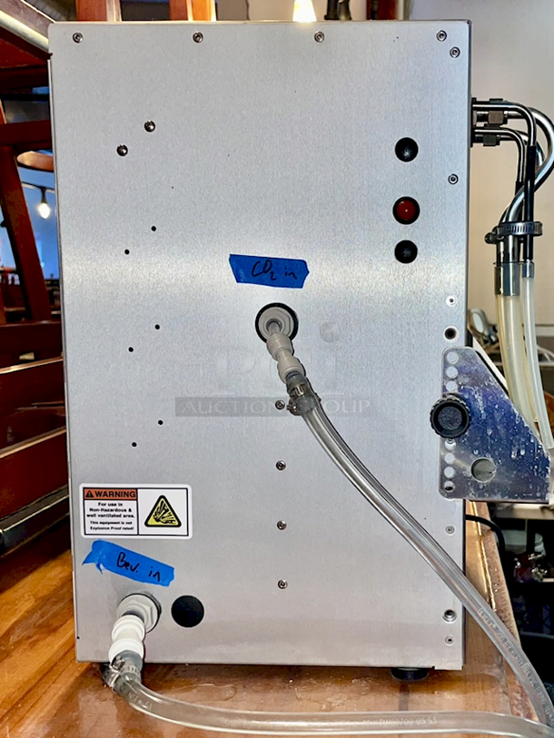 XpressFill XF2200 Carbonated Beverage Open Fill 2 Spout Can Filler. In Great Condition. 360 12oz Per Hour. Includes Hoses & Gauges 115v, .7 Amps, 50/60 Hz  - Image 3 of 4