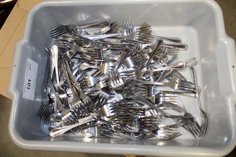 ALL FOR ONE!! Superior Radianz Dinner Forks With Bus Tub. 