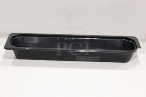 Cambro 22LPCW-110 Black, Polycarbonate Long 1/2 Pan, 2-1/2" Deep
6-3/8" x 20-7/8" x 2-1/2"
 - Image 4 of 4