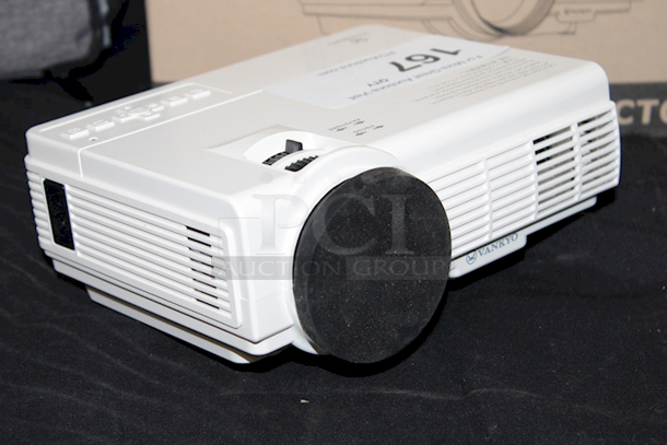 COMPACT & PORTABLE VANKYO Q5 Leisure 3 LED Portable Projector 200'' Display, Built-In Speakers Full HD 1080P Resolution. Compatible with Smart Phone, TV Stick, PS4, HDMI, VGA, TF, AV and USB VOLTAGE: AC100~240V 50/60Hz. (White) Includes Cords, Case an Remoted - Image 4 of 9