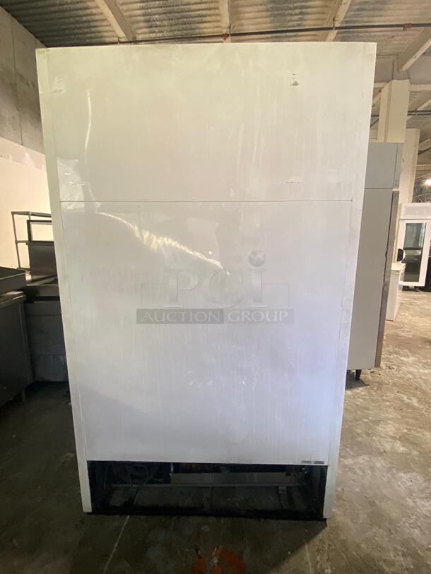 True tac-48-LD open merchandiser cooler fridge
 - Image 4 of 5