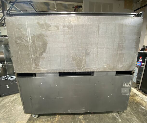 Southbend  Range w/ 24" Griddle, 2 Conv. Ovens & 6 Burners
 - Image 4 of 5