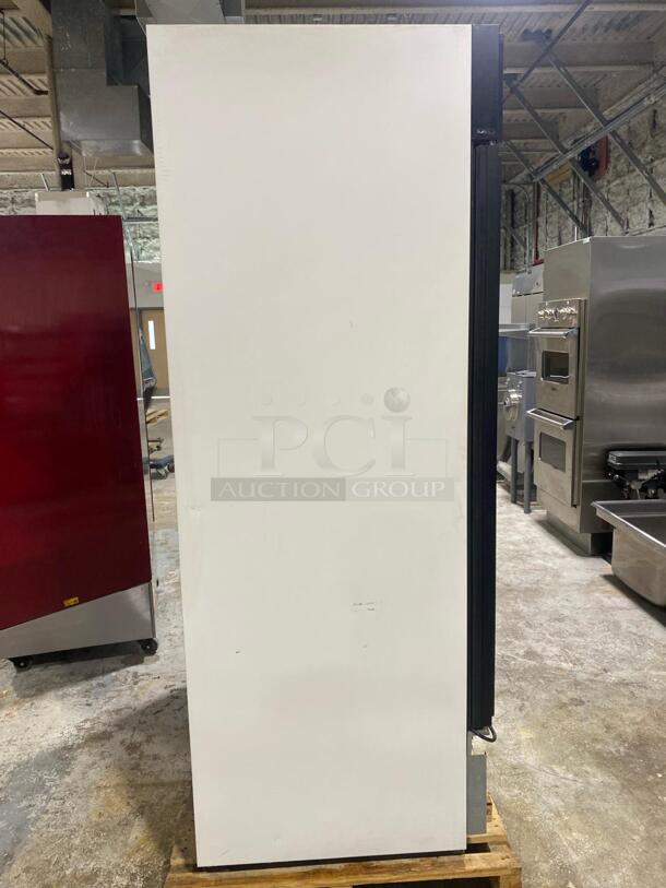True GDM-49F-LD~TSL01 54 1/8" Black Glass Door Merchandiser Freezer with LED Lighting

 - Image 3 of 6