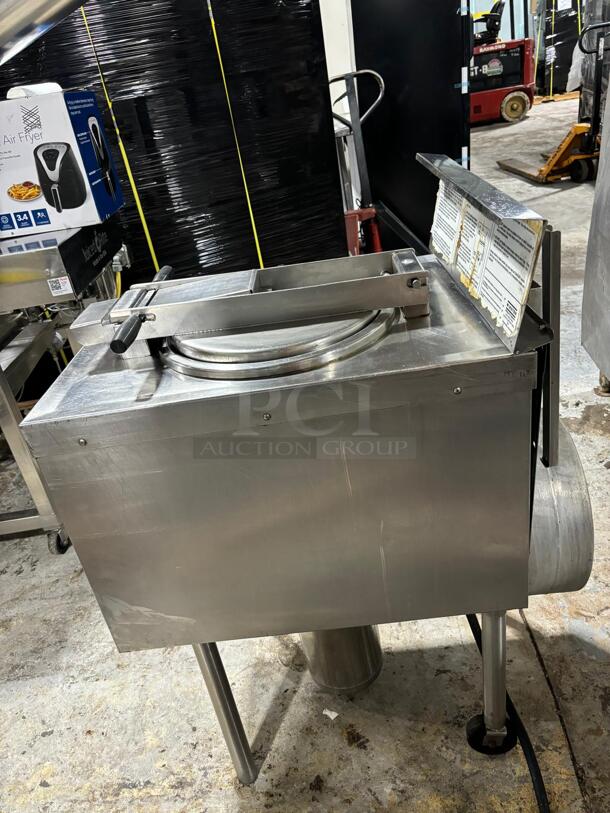Winston 201 Electric Pressure Fryer, Great Condition
 - Image 3 of 6